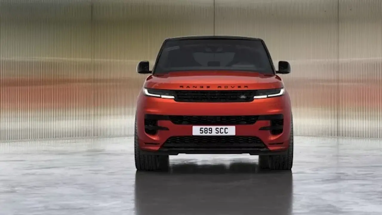 لاند روفر تحتفل بذكرى سيارتها Range Rover Sport الـ20 بهذه الطريقة
